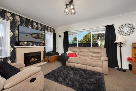 Photo of property in 16 Brown Terrace, Te Puke, 3119