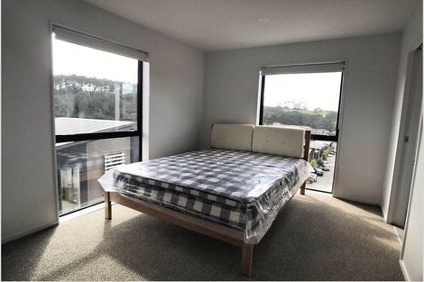 Photo of property in 1 Kanona Way, Albany Heights, Auckland, 0632