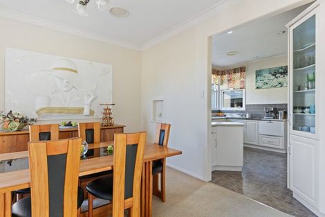 Photo of property in 27 Marian Drive, Inner Kaiti, Gisborne, 4010
