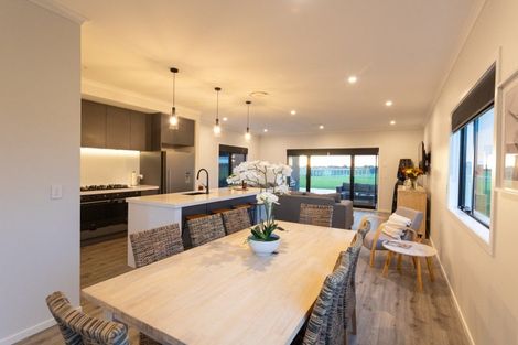 Photo of property in 5 Alayna Court, Colyton, Feilding, 4775