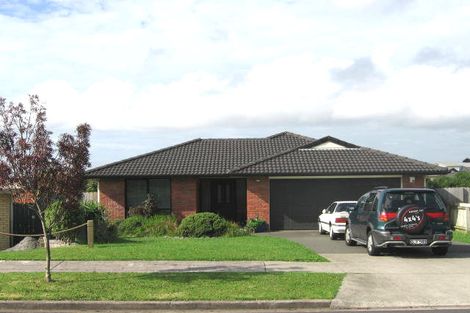 Photo of property in 35 Semillon Avenue, Henderson, Auckland, 0612
