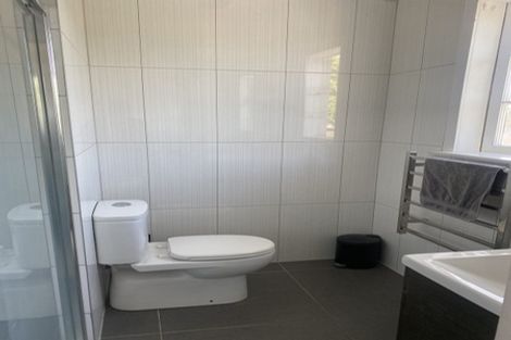 Photo of property in 80 Kaurilands Road, Titirangi, Auckland, 0604