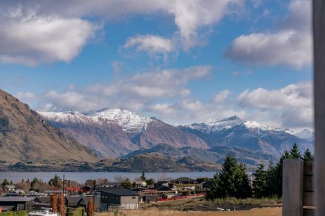 Photo of property in 15 Mills Road, Wanaka, 9305