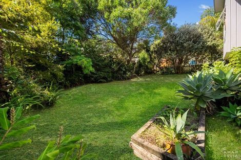 Photo of property in 3 Kathleen Street, Totara Vale, Auckland, 0627