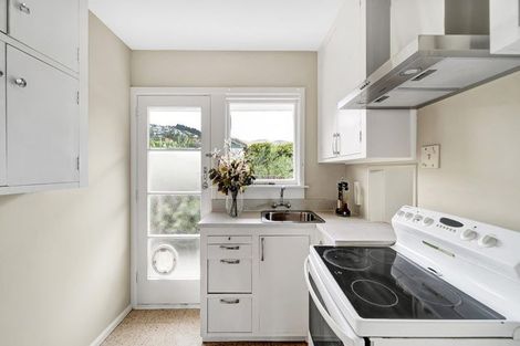 Photo of property in 1/23 Landsdowne Terrace, Cashmere, Christchurch, 8022