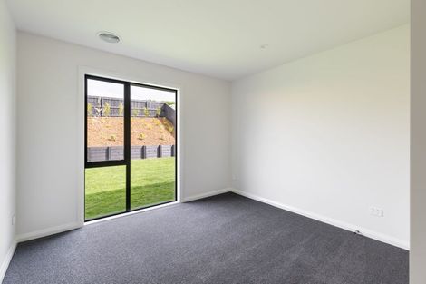 Photo of property in 7 Rangeview Drive, Kelvin Grove, 4414