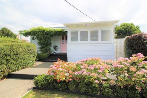 Photo of property in 22 Greta Street, South Hill, Oamaru, 9400