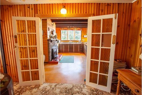 Photo of property in 6 Inland Road North, Tikorangi, Waitara, 4383