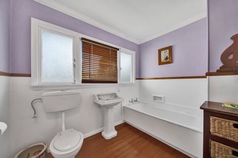 Photo of property in 221 South Road, Spotswood, New Plymouth, 4310