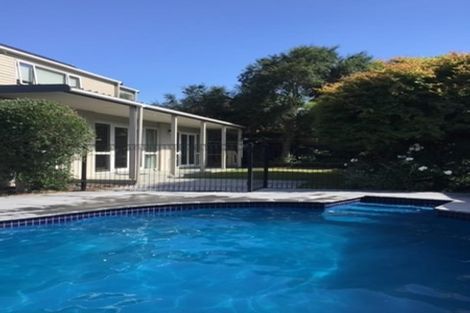 Photo of property in 2/30 Woodford Terrace, Ilam, Christchurch, 8053