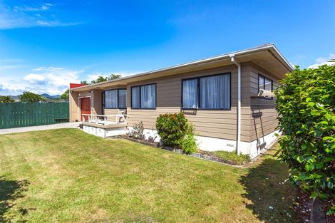 Photo of property in 327b Port Road, Whangamata, 3620