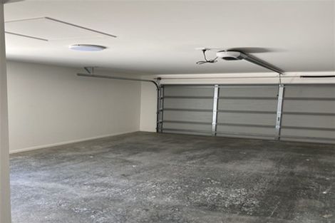 Photo of property in 8 Aeronautic Road, Takanini, 2112