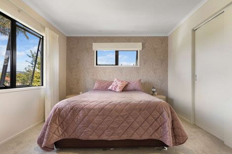 Photo of property in 115 Gravatt Road, Papamoa Beach, Papamoa, 3118