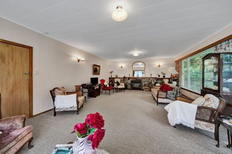 Photo of property in 1 High Road, Hawera, 4610