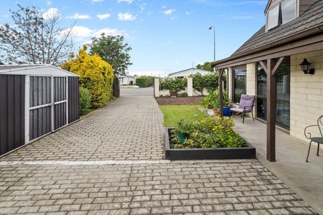 Photo of property in 162 Mcmurdo Street, Tinwald, Ashburton, 7700