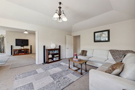 Photo of property in 10 Craddock Place, Waldronville, Dunedin, 9018