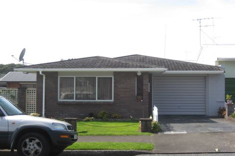 Photo of property in 35a Mount Edgcumbe Street, New Plymouth, 4310