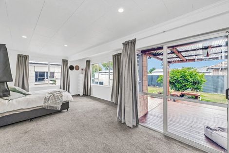 Photo of property in 5 Greenhaven Drive, Burwood, Christchurch, 8083