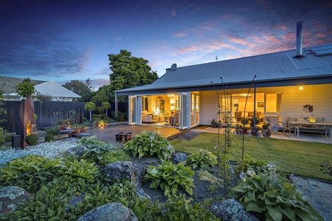 Photo of property in 32a Jeffreys Road, Fendalton, Christchurch, 8052