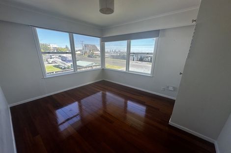 Photo of property in 88 Exmouth Road, Northcote, Auckland, 0627