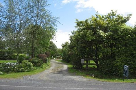 Photo of property in 122 Boord Crescent, Kumeu, 0891