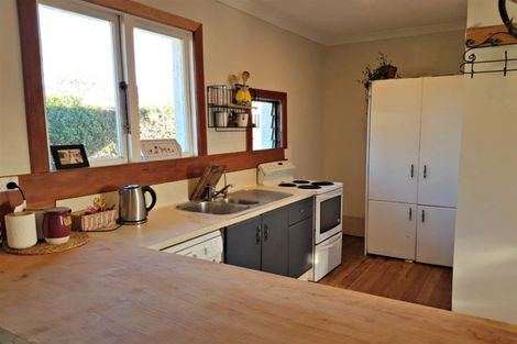 Photo of property in 28 Christie Street, Balclutha, 9230