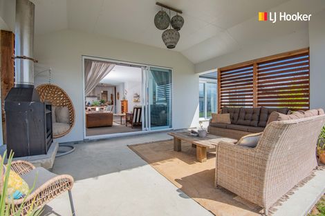Photo of property in 18 Mallard Drive, Waihola, Outram, 9073