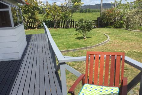 Photo of property in 25 Pyle Road West, One Tree Point, 0118