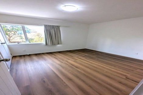 Photo of property in 98b Verran Road, Birkdale, Auckland, 0626