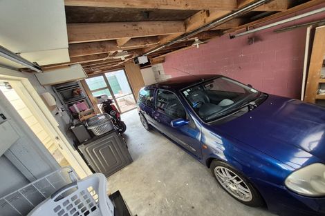 Photo of property in 17a Cecil Place, Cloverlea, Palmerston North, 4412