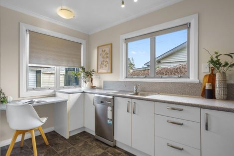 Photo of property in 5 Parkers Road, Tahunanui, Nelson, 7011