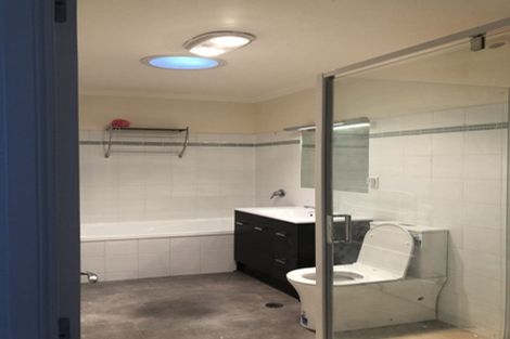 Photo of property in 18 Futuna Close, Karori, Wellington, 6012