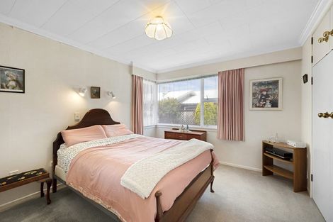 Photo of property in 412 Devon Street West, Lynmouth, New Plymouth, 4310