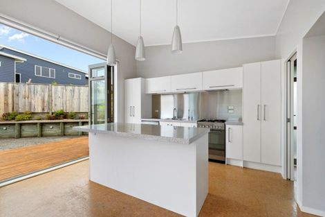 Photo of property in 37 Driftwood Place, Mangawhai Heads, Mangawhai, 0505