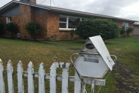 Photo of property in 12 Larnach Street, St Andrews, Hamilton, 3200