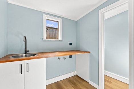 Photo of property in 28 Aotea Street, Castlecliff, Whanganui, 4501