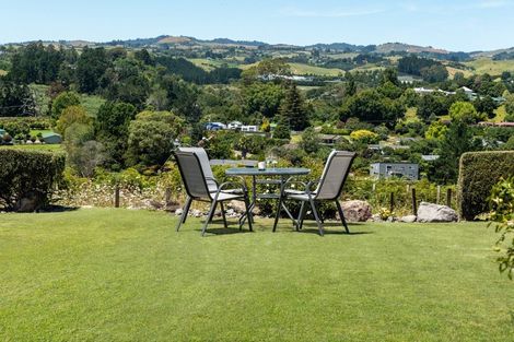 Photo of property in 38 Kereru Place, Pyes Pa, Tauranga, 3112