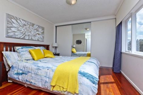 Photo of property in 20 Alexander Avenue, Torbay, Auckland, 0630