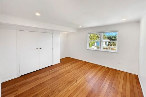 Photo of property in 832 Whangaparaoa Road, Manly, Whangaparaoa, 0930