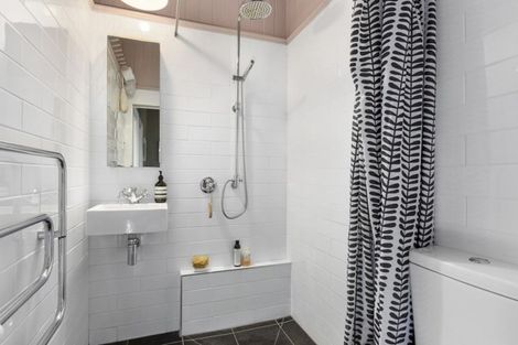 Photo of property in 323 Rattray Street, Dunedin Central, Dunedin, 9016