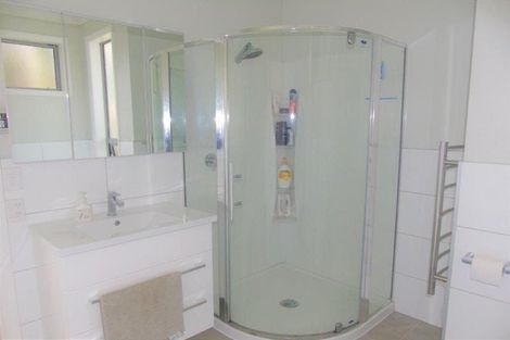 Photo of property in 118a Nicholson Road, Khandallah, Wellington, 6035