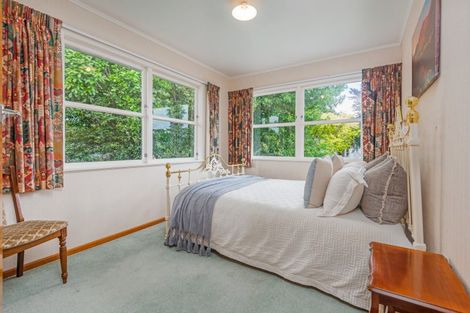 Photo of property in 15 Surrey Crescent, Hokowhitu, Palmerston North, 4410