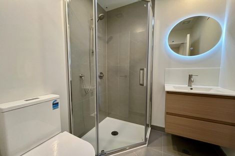 Photo of property in 10/506 Glenfield Road, Bayview, Auckland, 0629