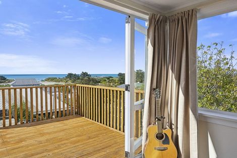 Photo of property in 17 Seaview Road, Brighton, Dunedin, 9035