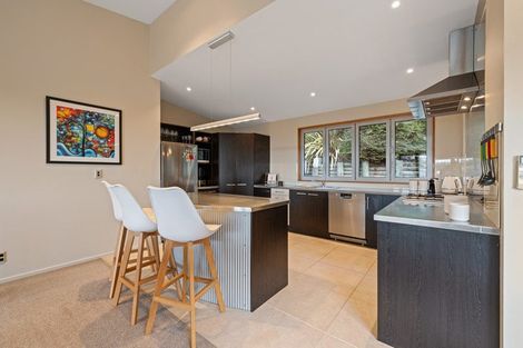 Photo of property in 5 Emerald Lane, Cashmere, Christchurch, 8022