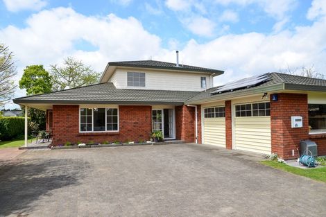 Photo of property in 17 Willowfield Place, Pukete, Hamilton, 3200