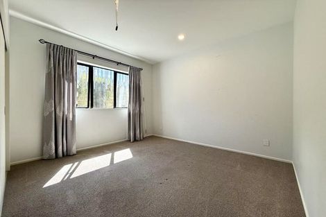 Photo of property in 6 Matatika Rise, Swanson, Auckland, 0614