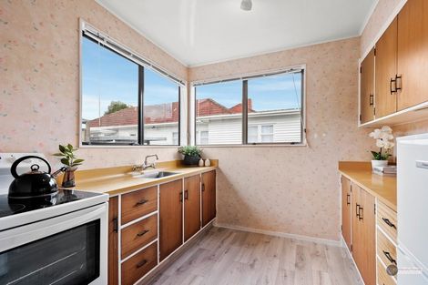 Photo of property in 3a Godley Street, Waterloo, Lower Hutt, 5011