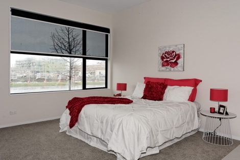 Photo of property in 86 Hobsonville Point Road, Hobsonville, Auckland, 0616