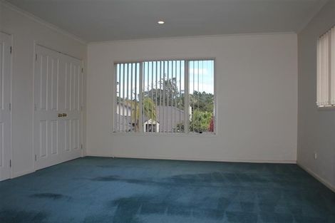 Photo of property in 43 Kinleith Way, Albany, Auckland, 0632